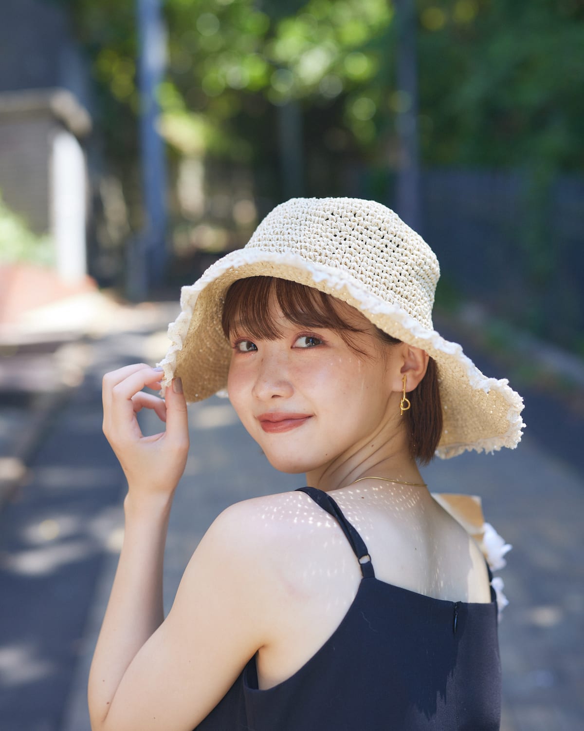 wire straw hat