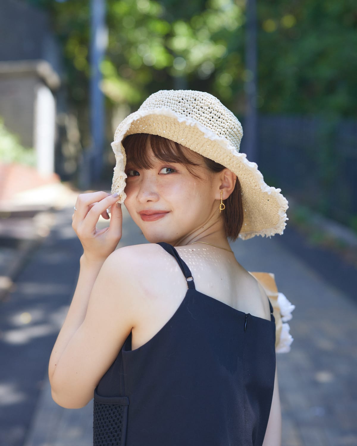 wire straw hat