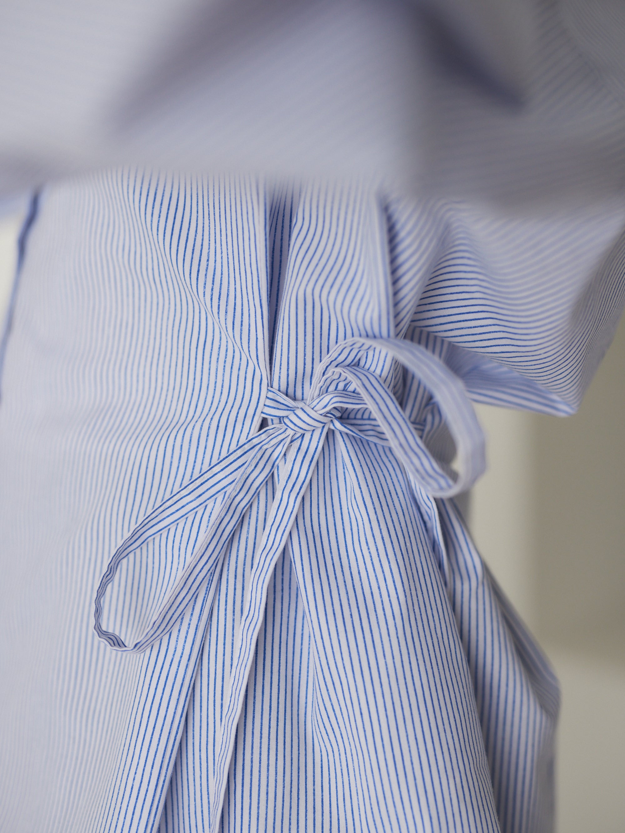Double ribbon stripe shirts