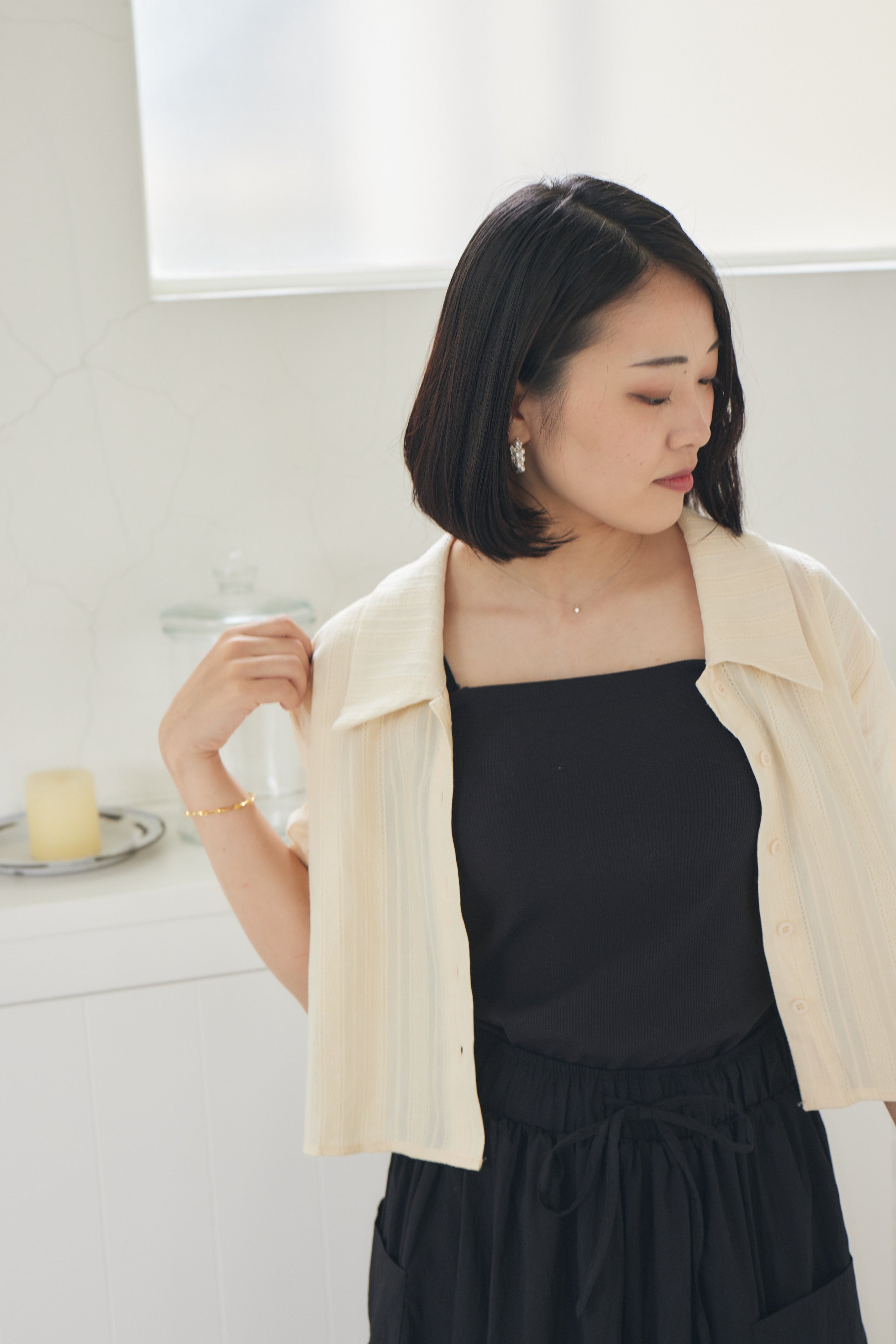 antique cropped shirt