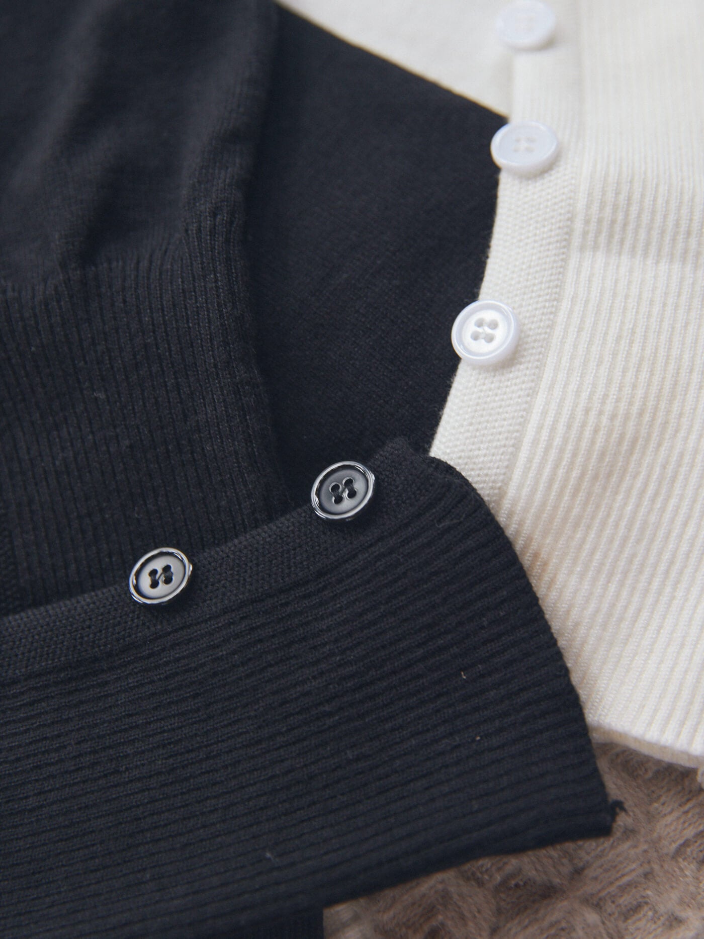 2way sleeve bottun tops