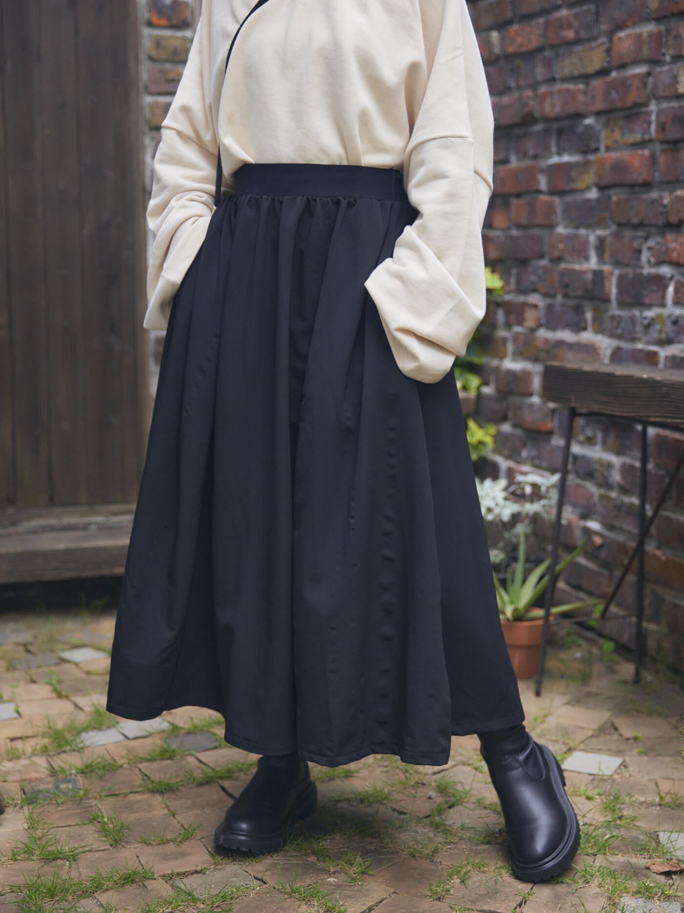 stretch wide skirt