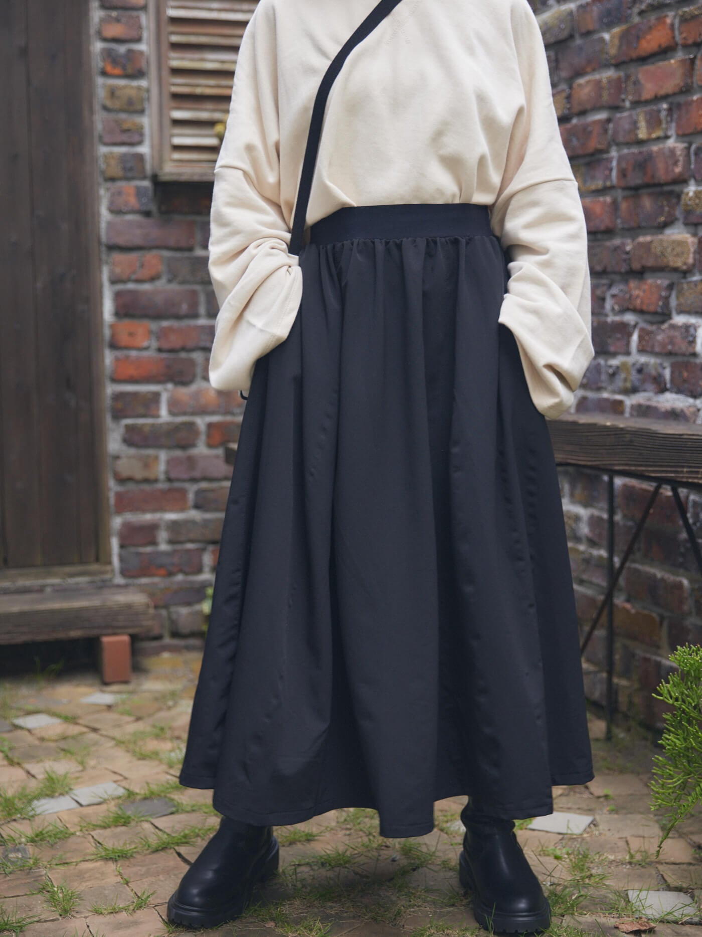 stretch wide skirt