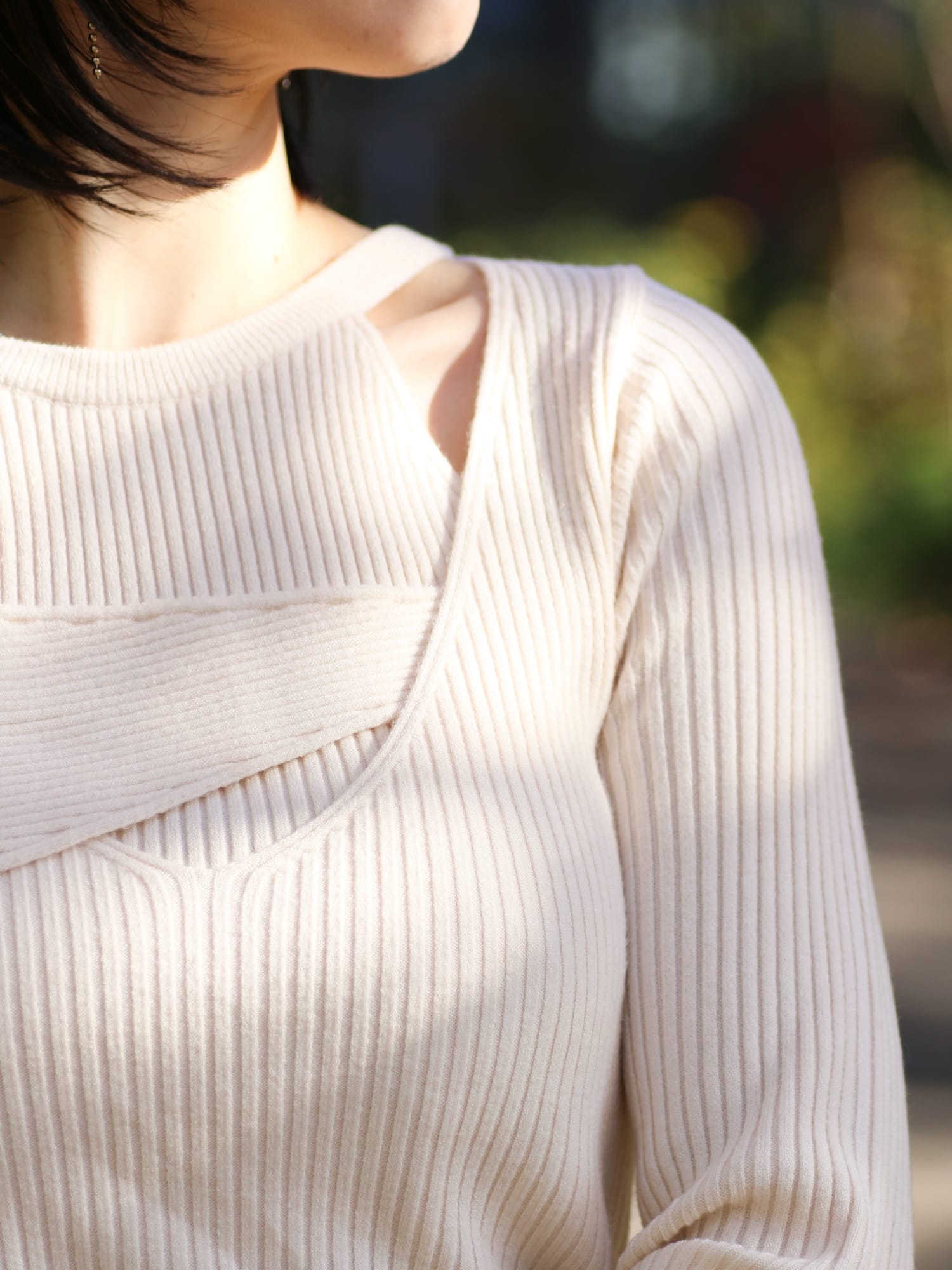 chest cross knit