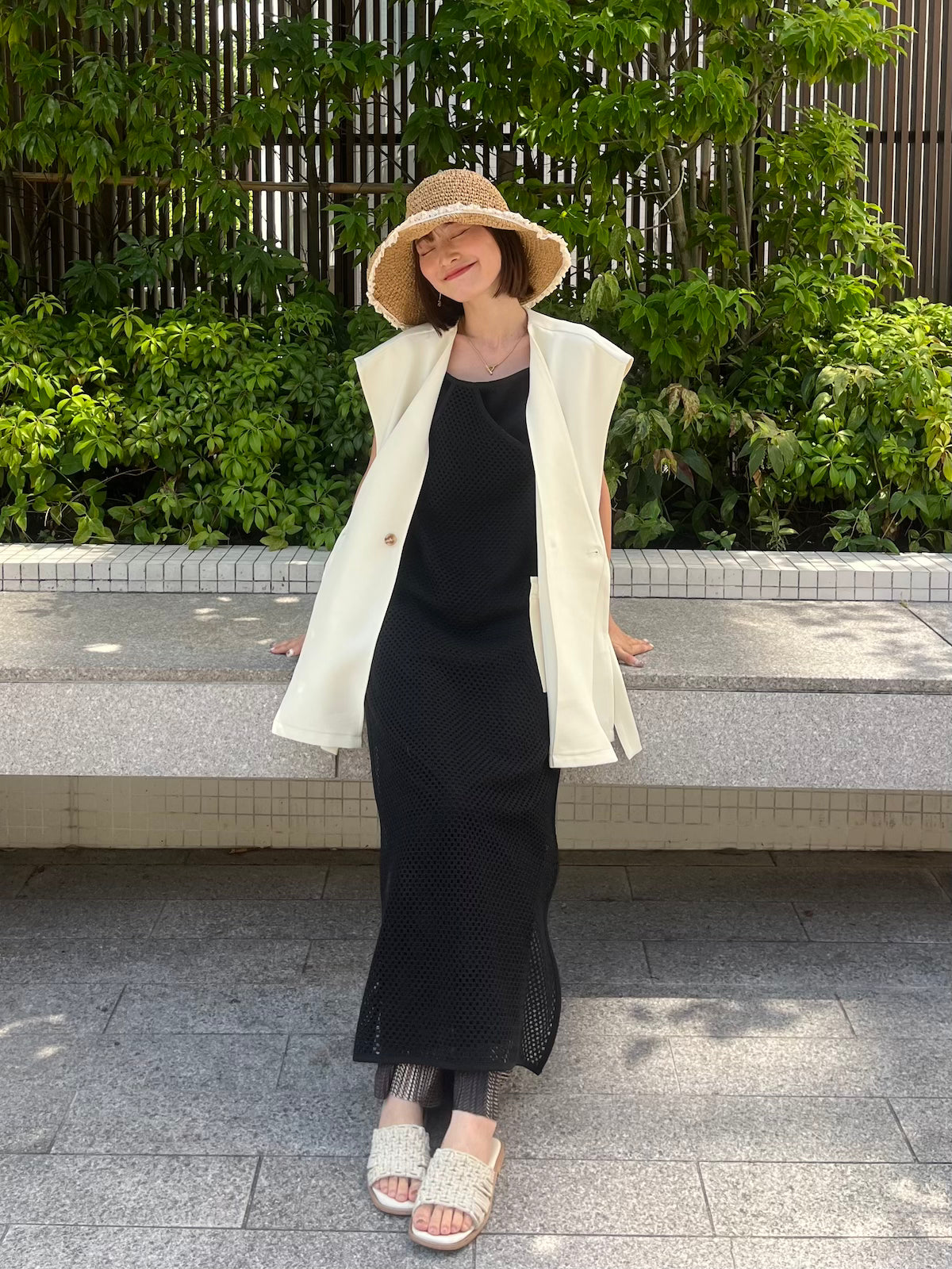 wire straw hat