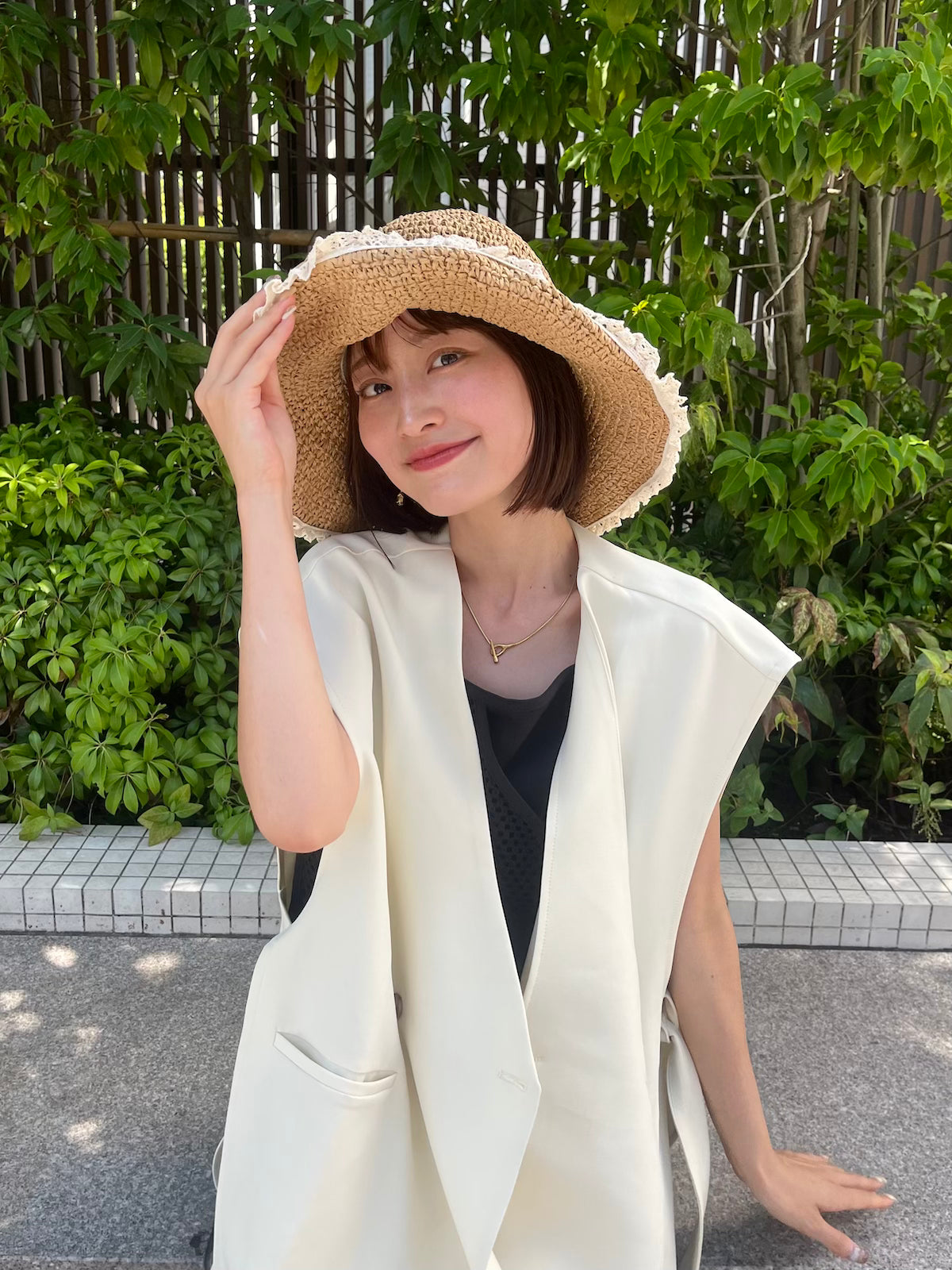 wire straw hat