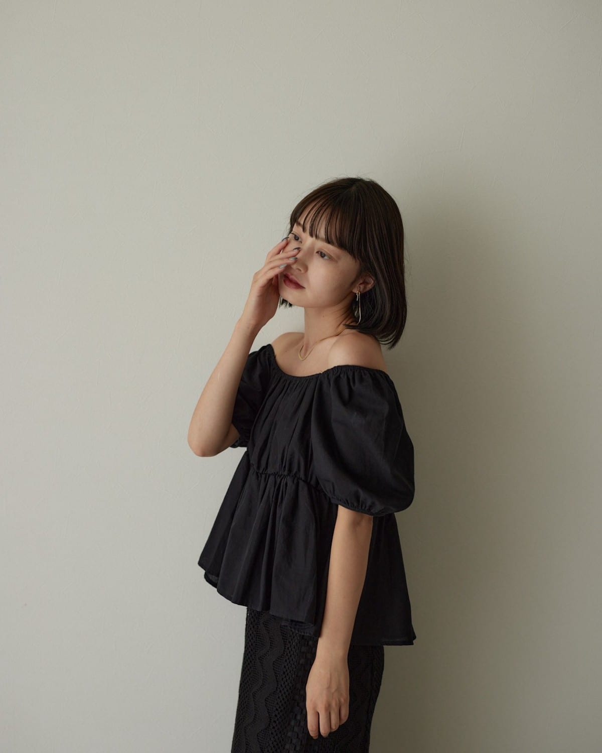 offshoulder tops