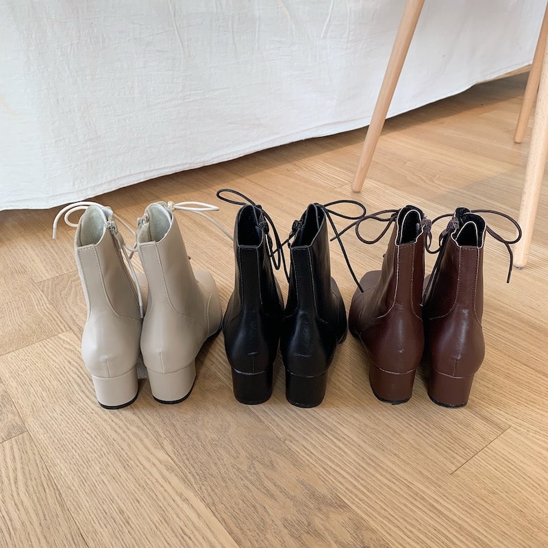 lace‐up boots