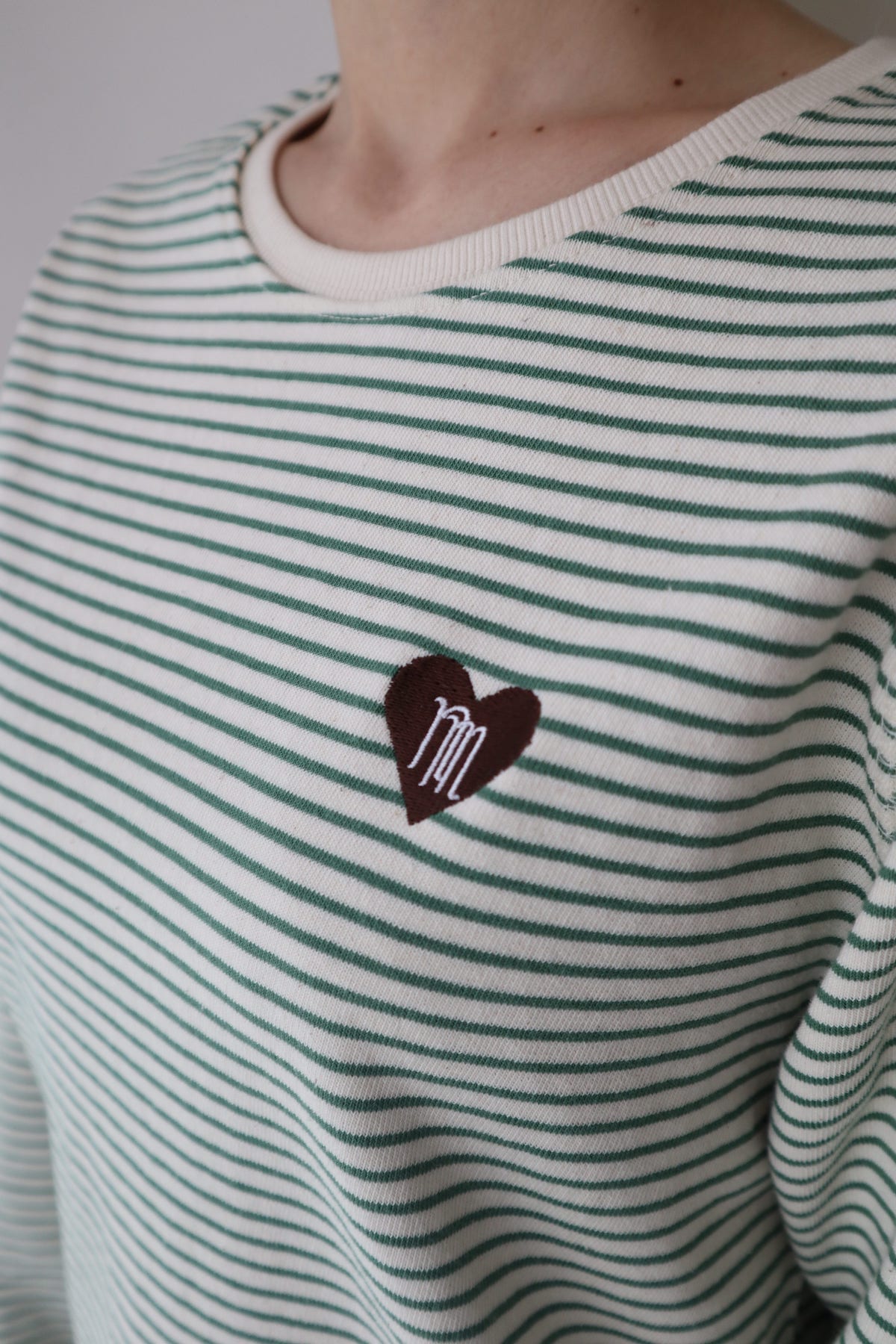 neam heart border