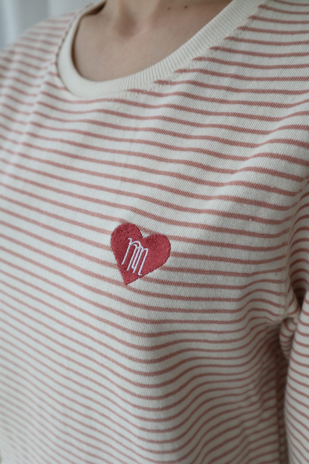 neam heart border