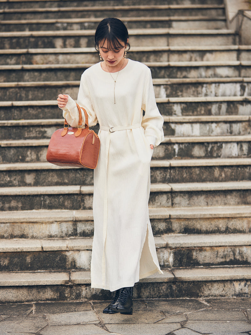 crew neck design one-piece【ivory】