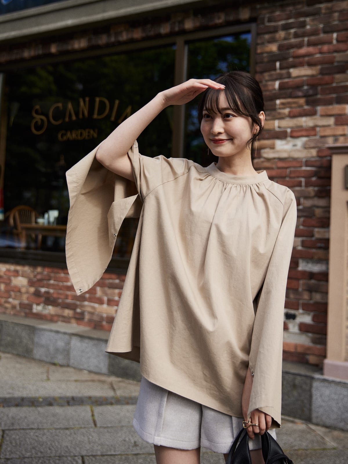 sleeve slit gather blouse POPUP