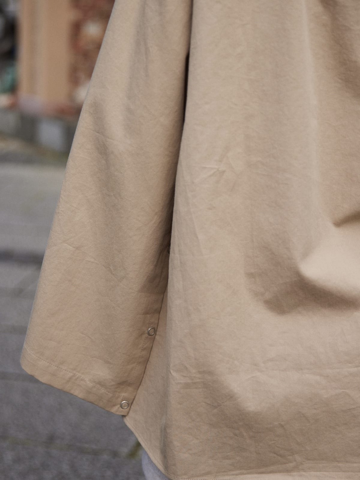 sleeve slit gather blouse POPUP