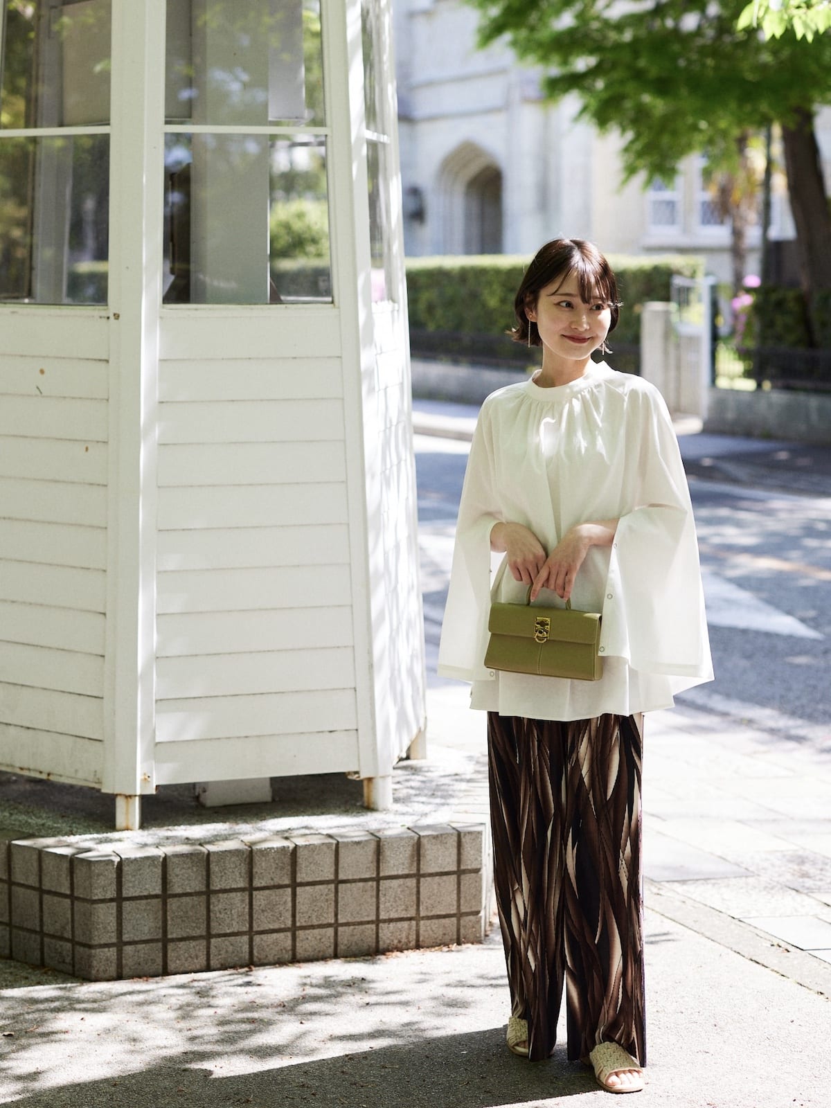 sleeve slit gather blouse