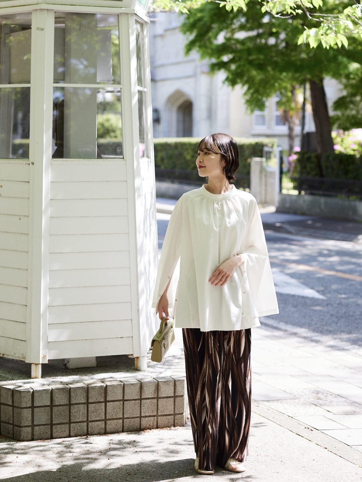 sleeve slit gather blouse