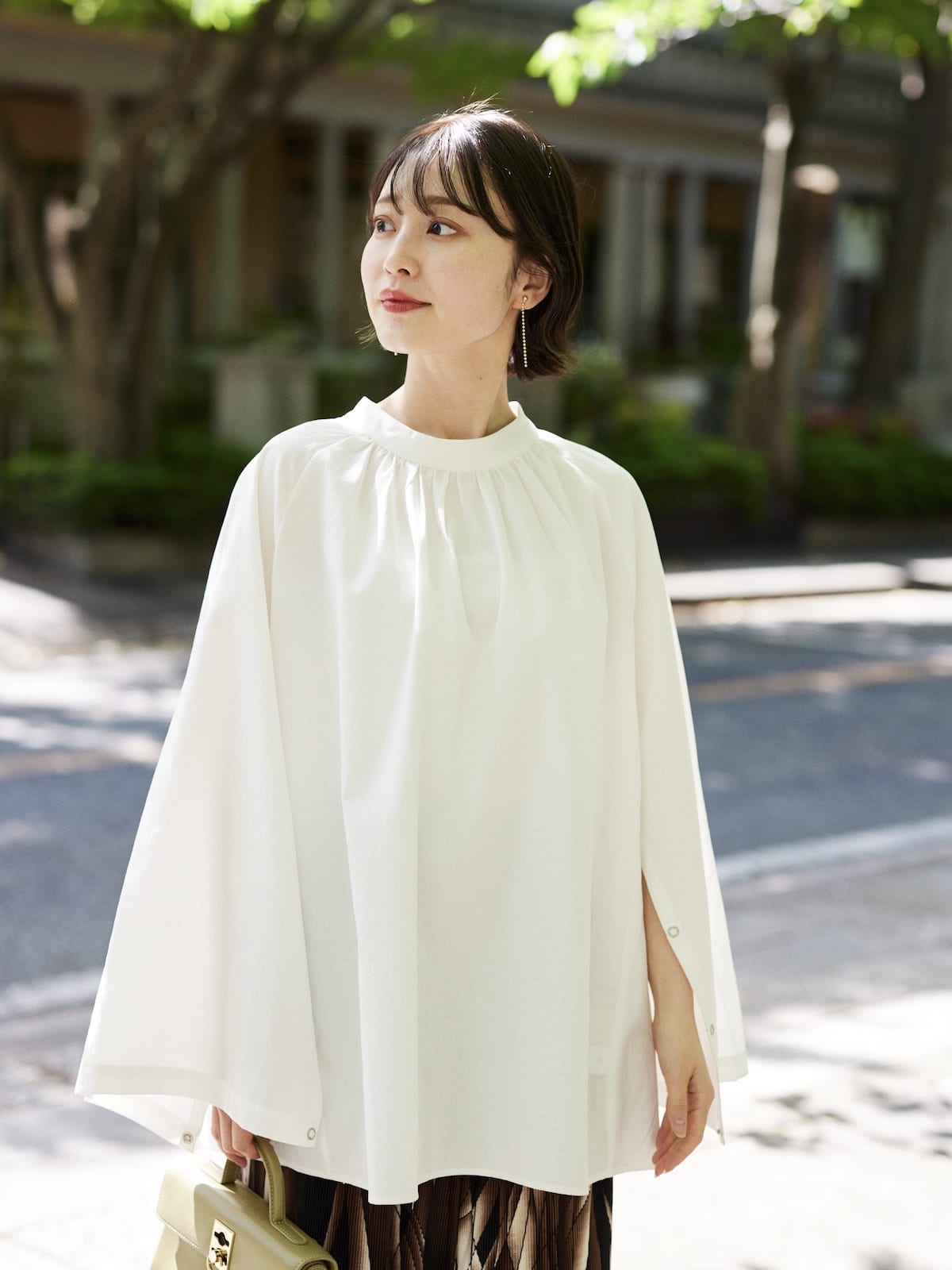 sleeve slit gather blouse POPUP