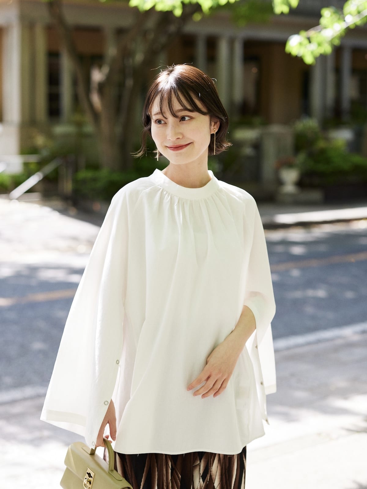 sleeve slit gather blouse