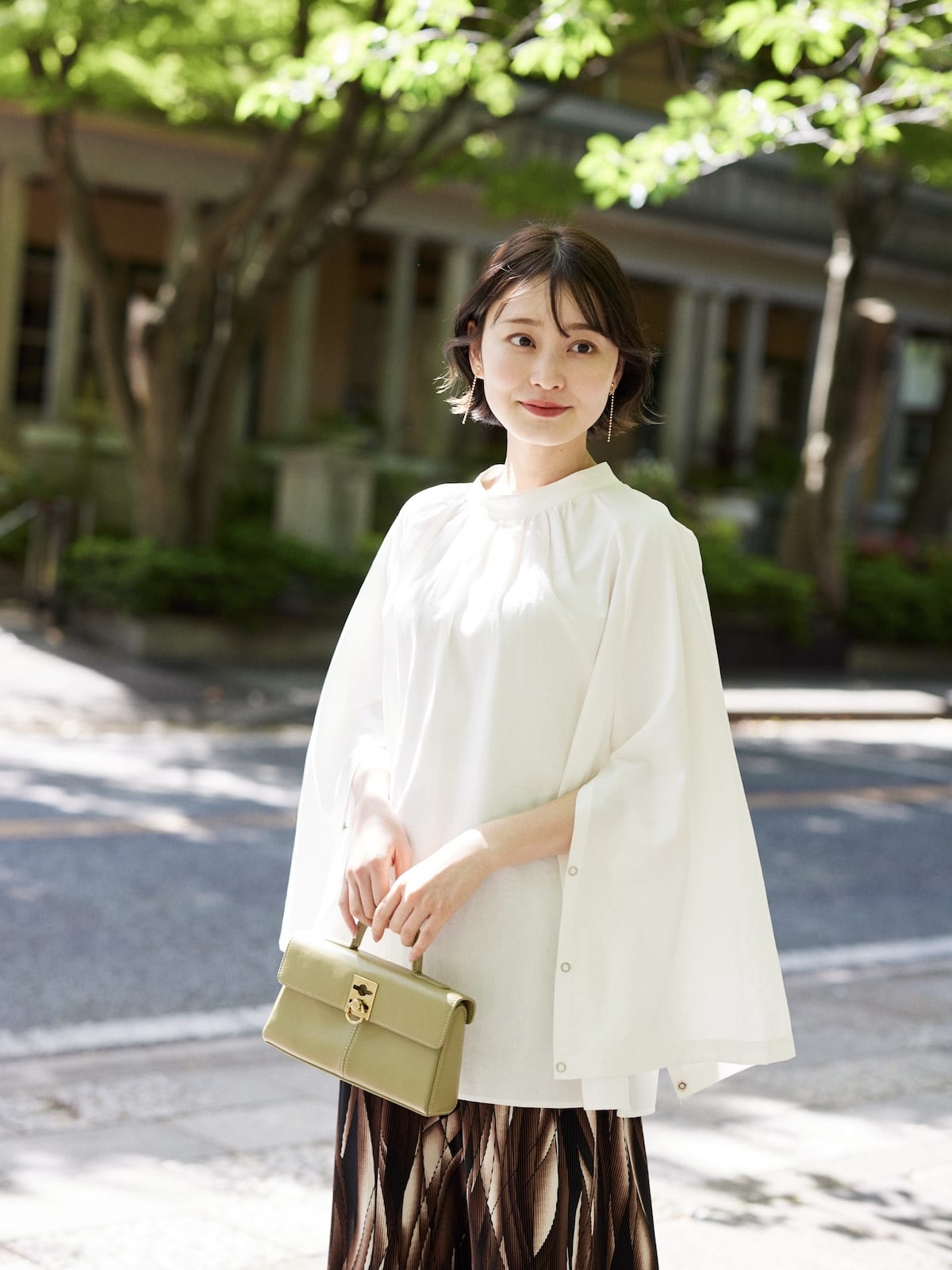 sleeve slit gather blouse