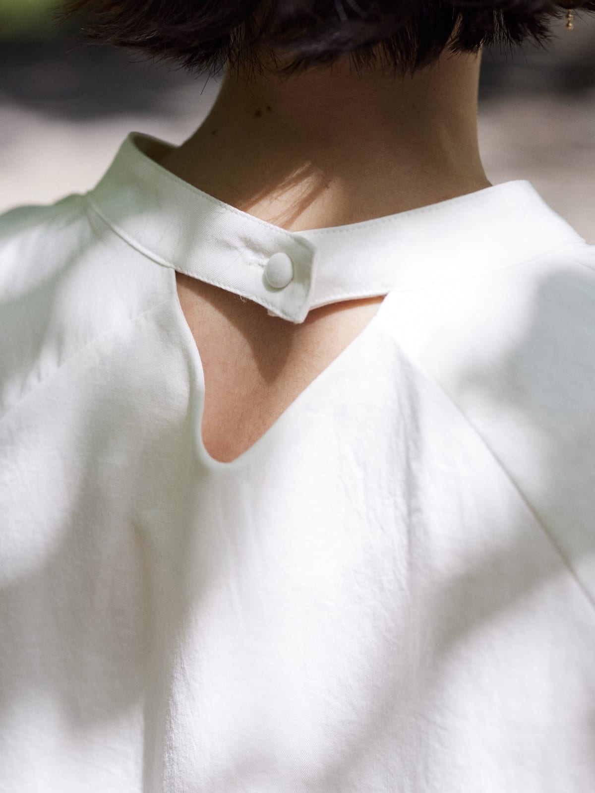 sleeve slit gather blouse POPUP