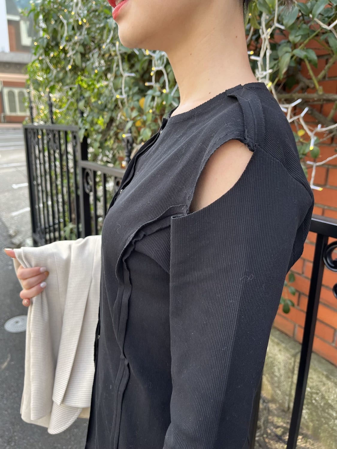 slender design tops