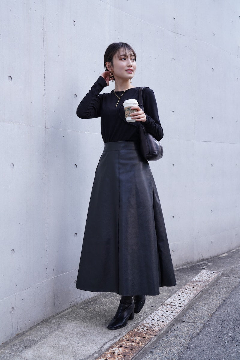 volume leather skirts