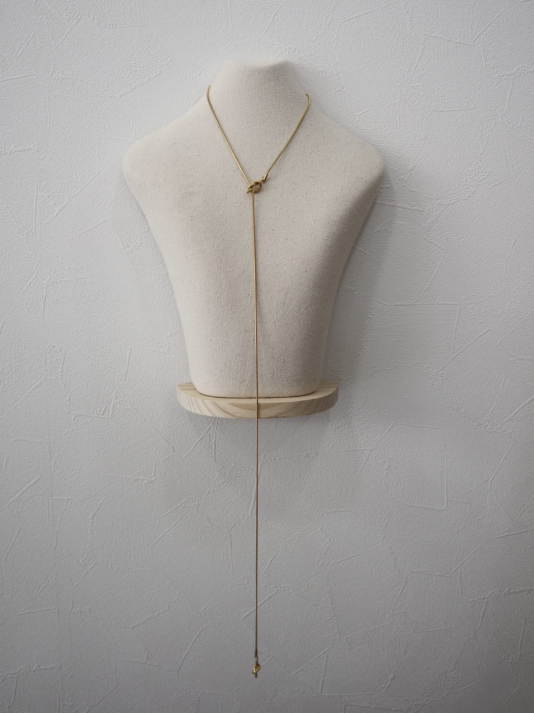 knot long necklace
