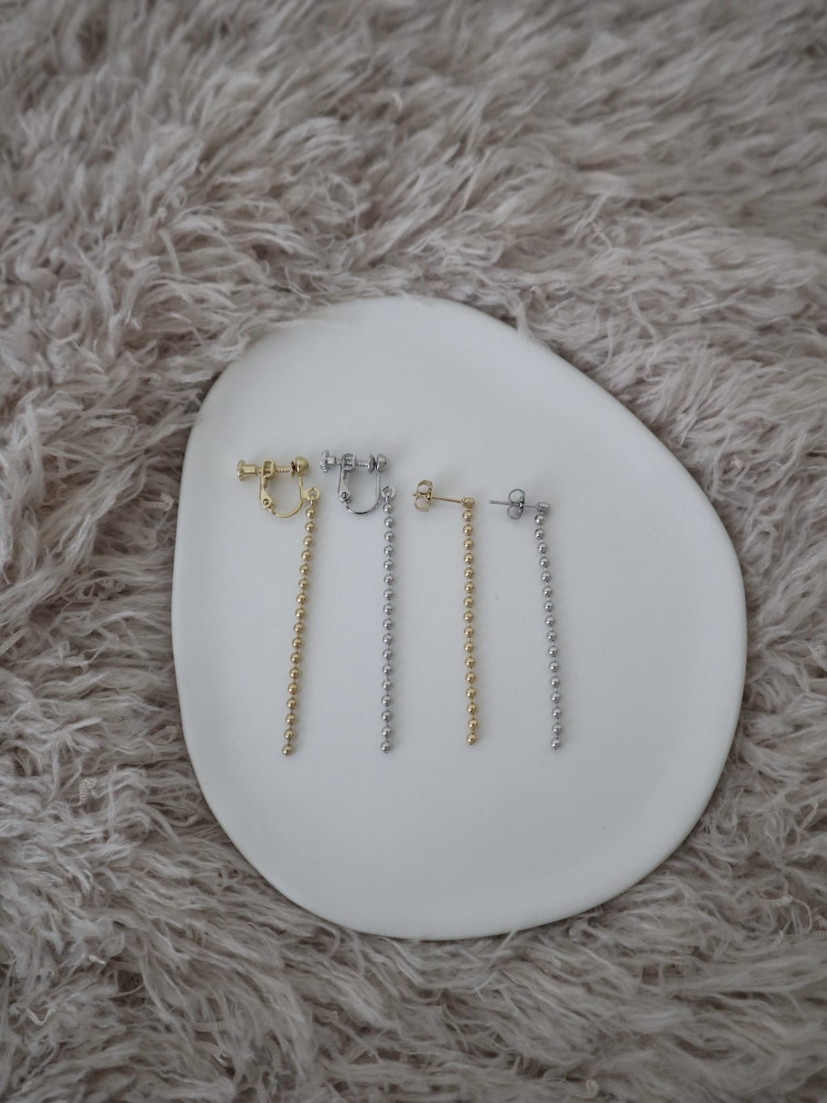ball row pierce/earing