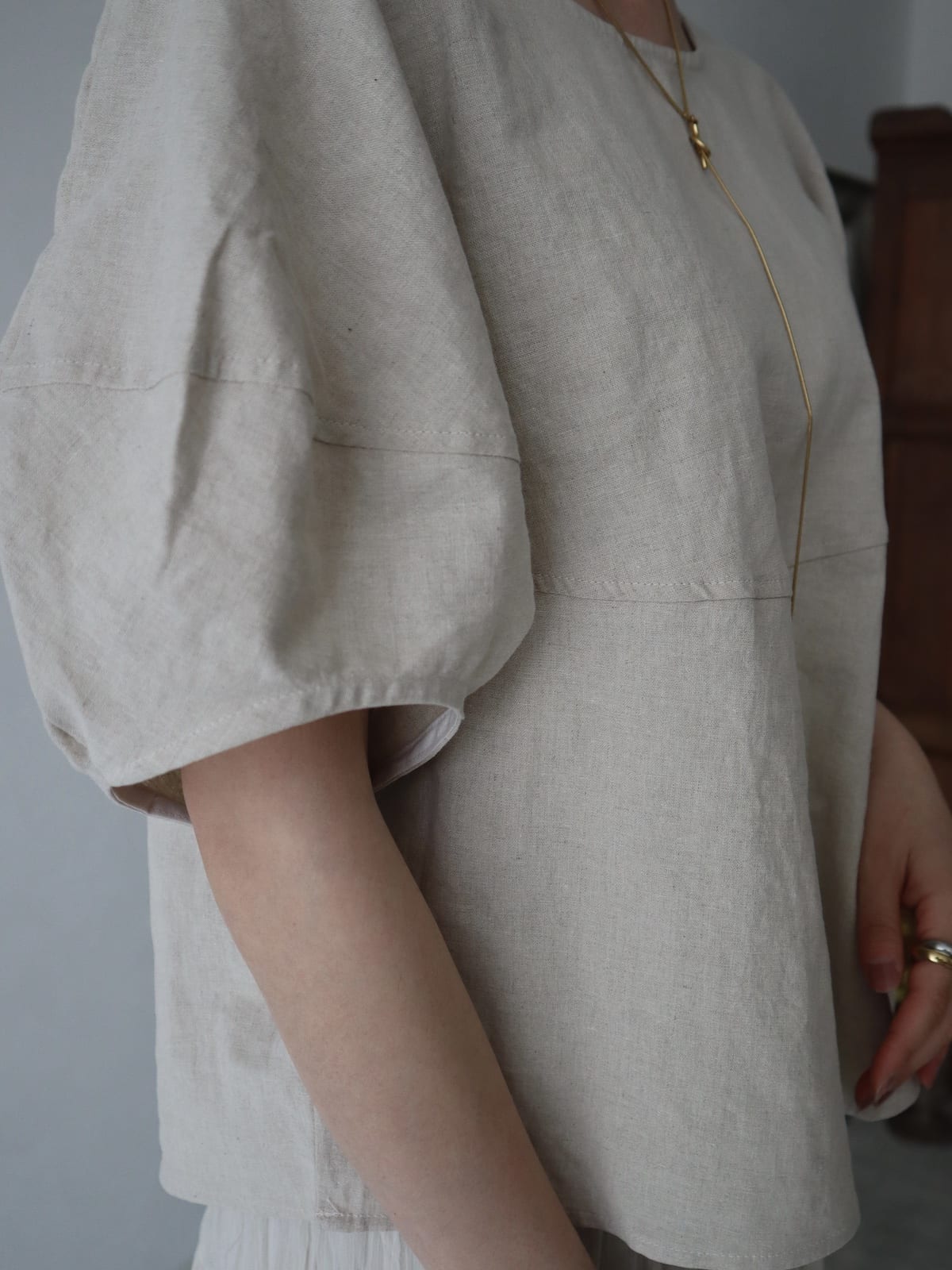 puff sleeve linen tops
