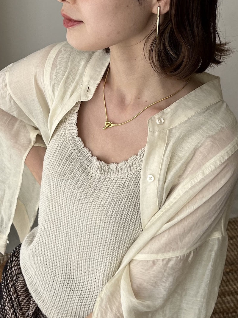 mantel necklace