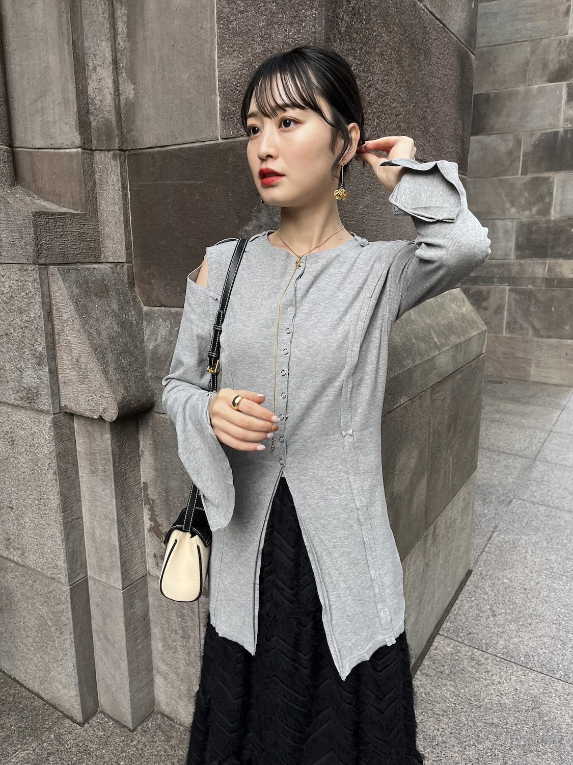 slender design tops