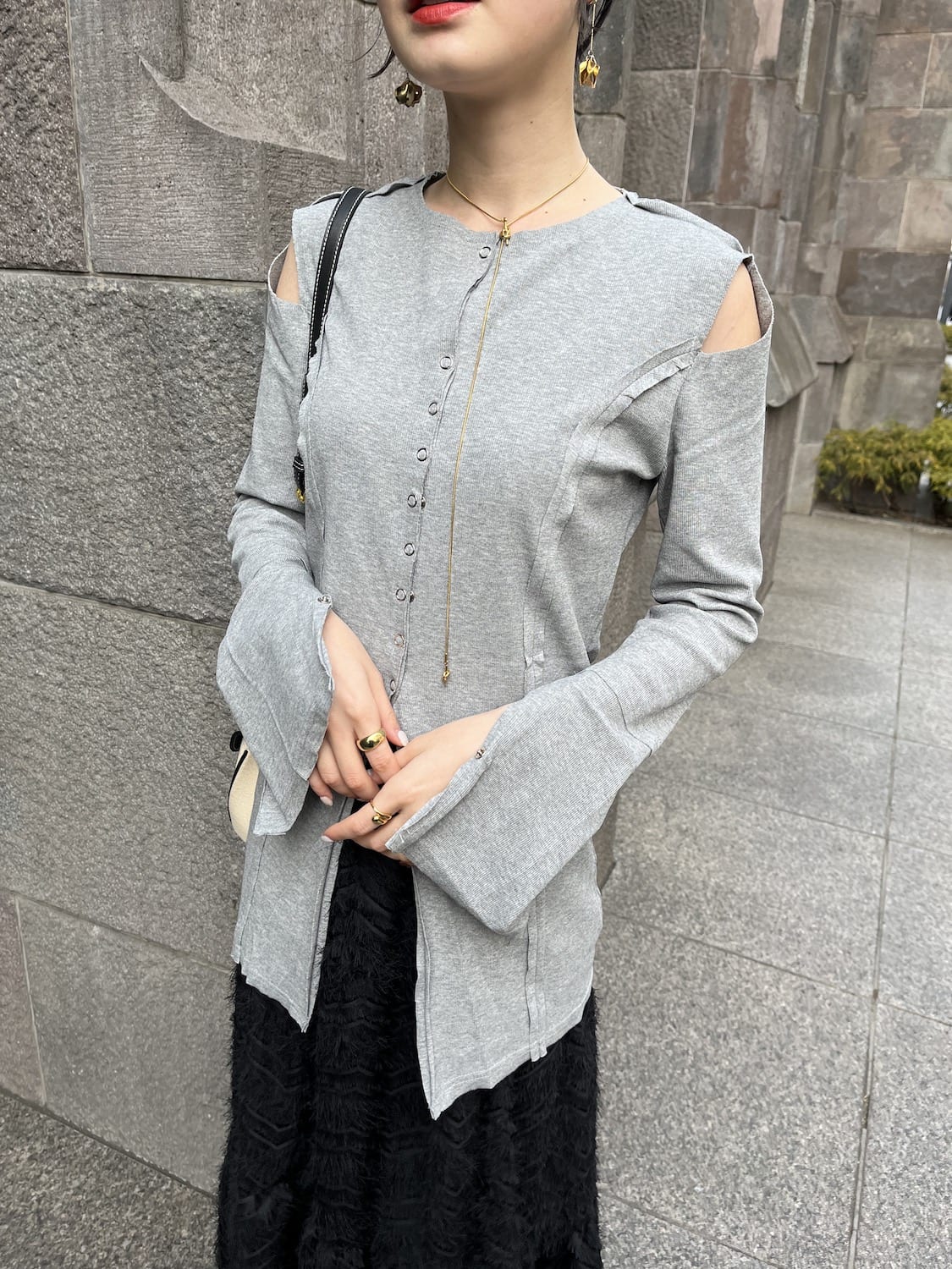 slender design tops