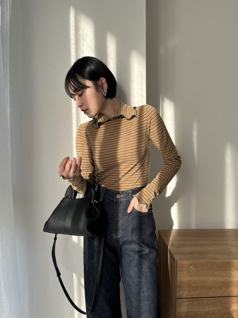 border tight collar tops
