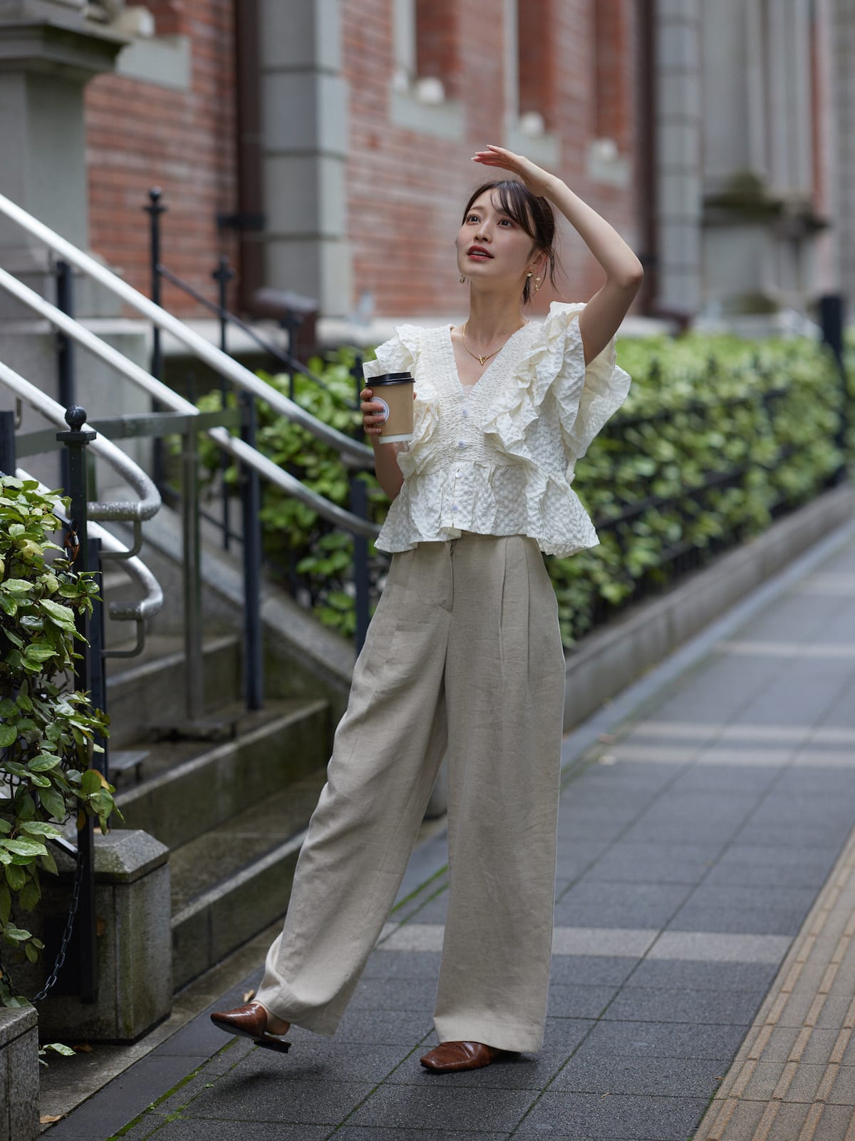 Neam FRILL GIRLY BLOUSE cream