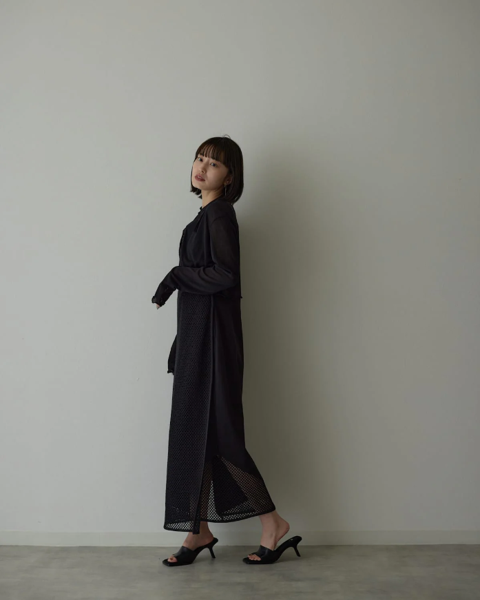 SUMMER BLACK ONE-PIECE SET