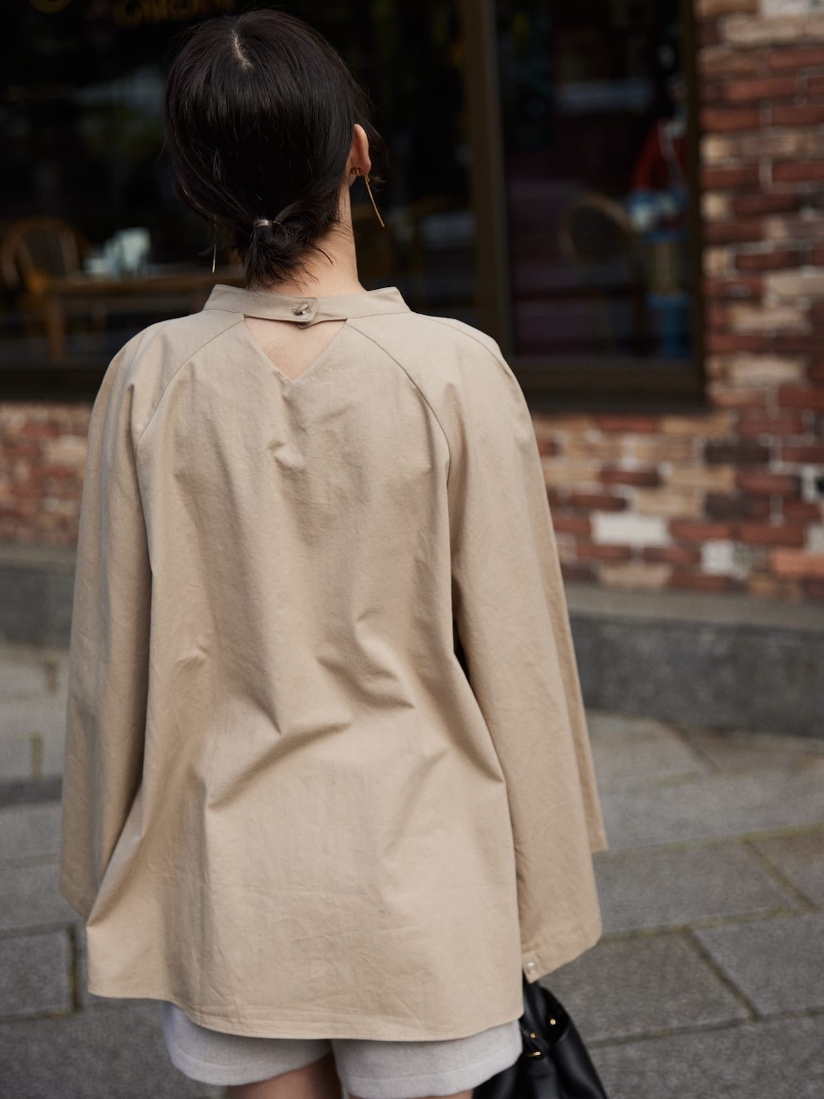 sleeve slit gather blouse POPUP