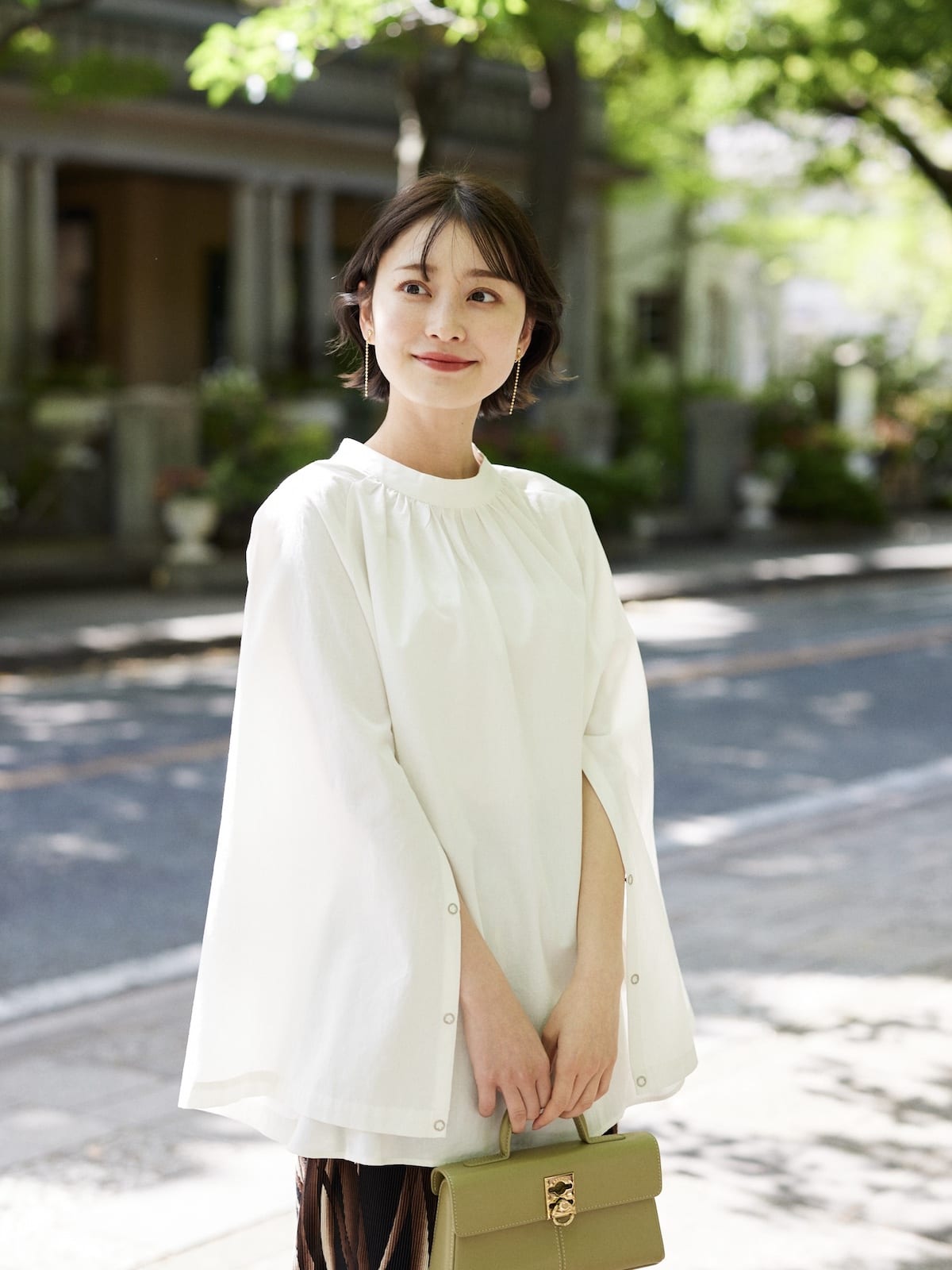 sleeve slit gather blouse POPUP